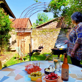 La Maison Jaune (avec jardin fermé) - Dormir à Cuisery